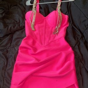 hot pink bodycon dress